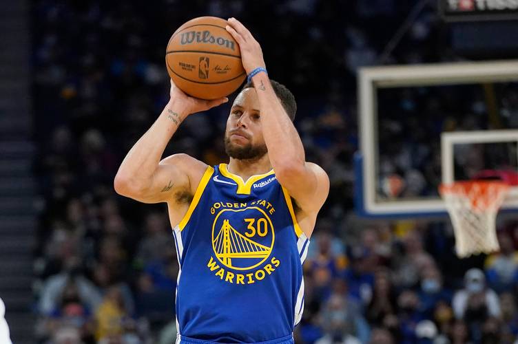 NBA历史仅4人生涯场均投6+三分且命中率40%+ 库里断档克莱稳居第2