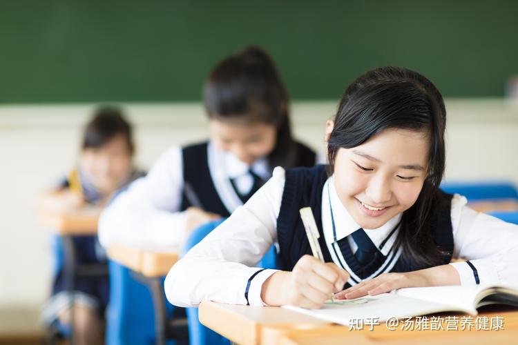 效率很高但机会不多！汤雅童全场5中4得8分3板