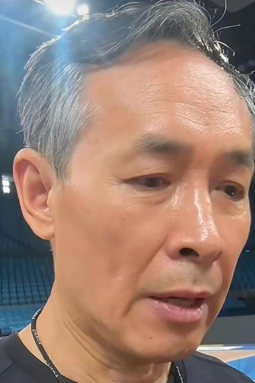 许利民：首钢新赛季唯一目标冲击冠军 弥补上赛季遗憾