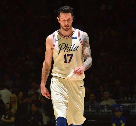 雷迪克谈训练场增设“两分线”：为了标示掩护后需换防补位的区域