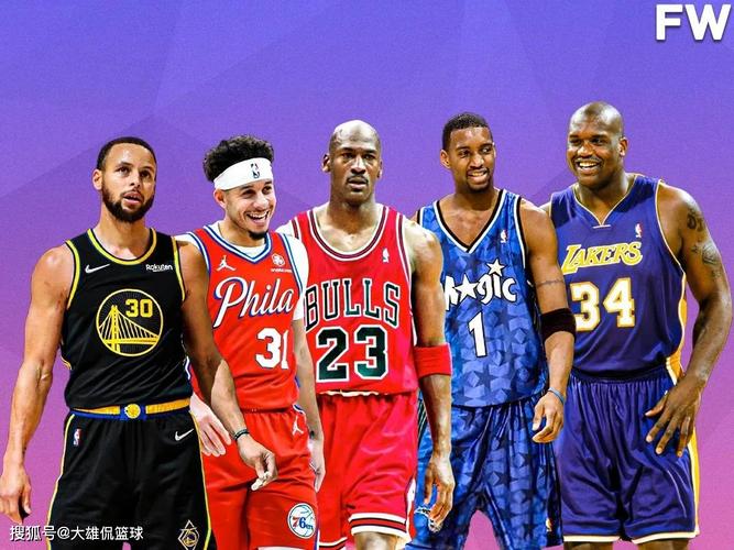 美记：库里与名厨迈克尔-米娜合作开波本威士忌主题酒吧 明日开业