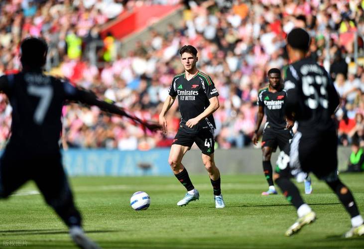 经纪人助理指责葡体：背着我们和曼联达协议，想让约克雷斯卖更贵