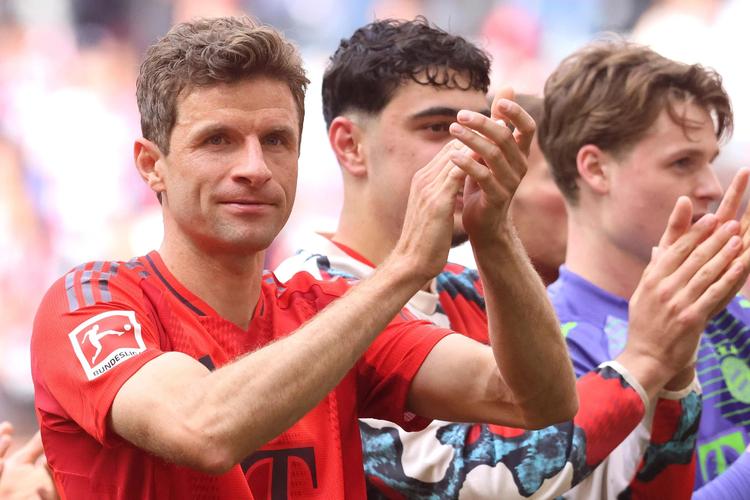 法尔克：奥利塞目前年薪1400万欧，拜仁愿加薪并同他尽快续约