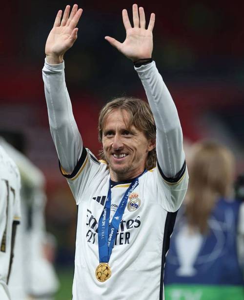 传奇！克罗地亚晋级，届时莫德里奇41岁将第5次征战世界杯