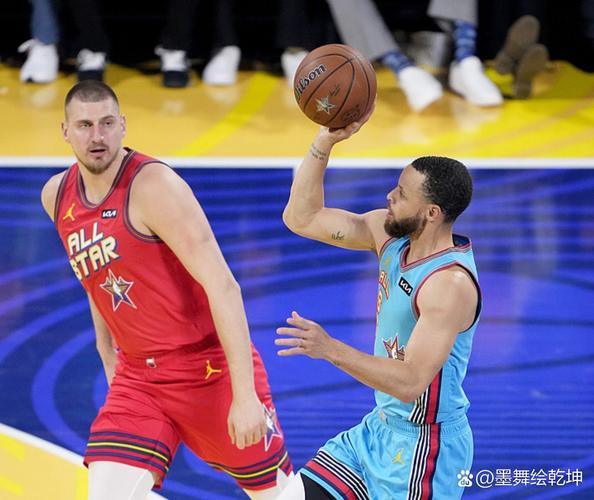 这么轻松嘛？唐斯三分线外突破过掉萨格斯 起三步换左手劈扣！